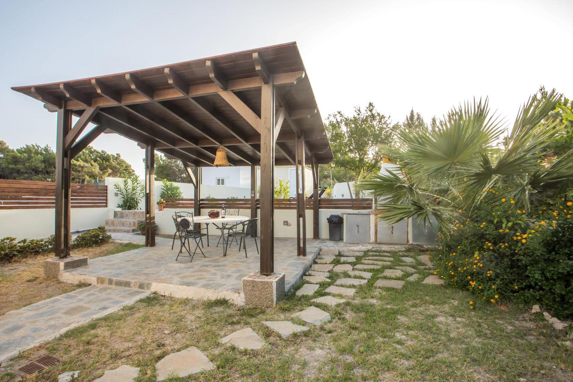 Verona Pool Villa Lakhania Eksteriør bilde