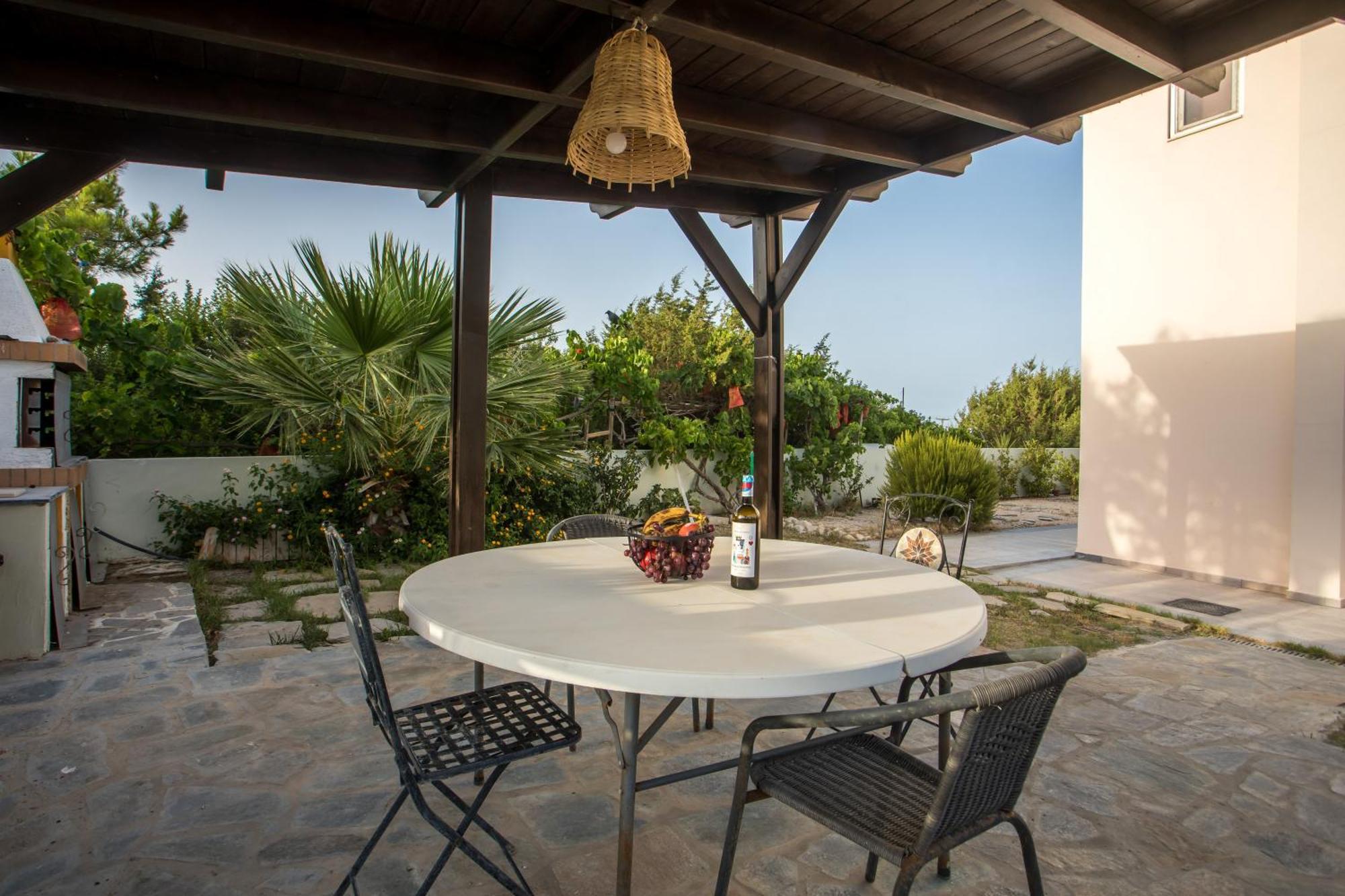 Verona Pool Villa Lakhania Eksteriør bilde