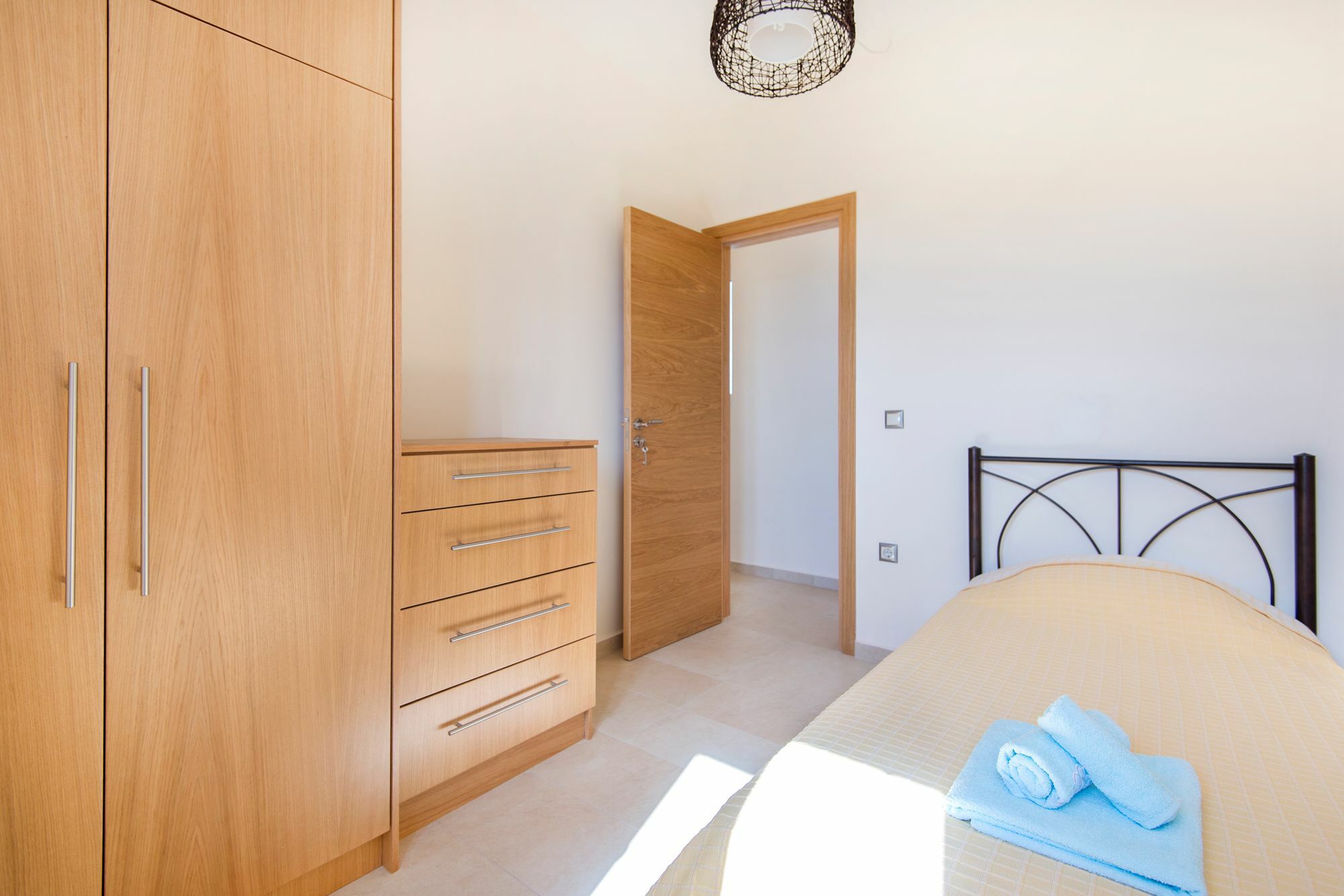 Verona Pool Villa Lakhania Eksteriør bilde